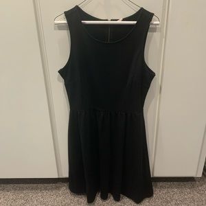 Black cotton dress